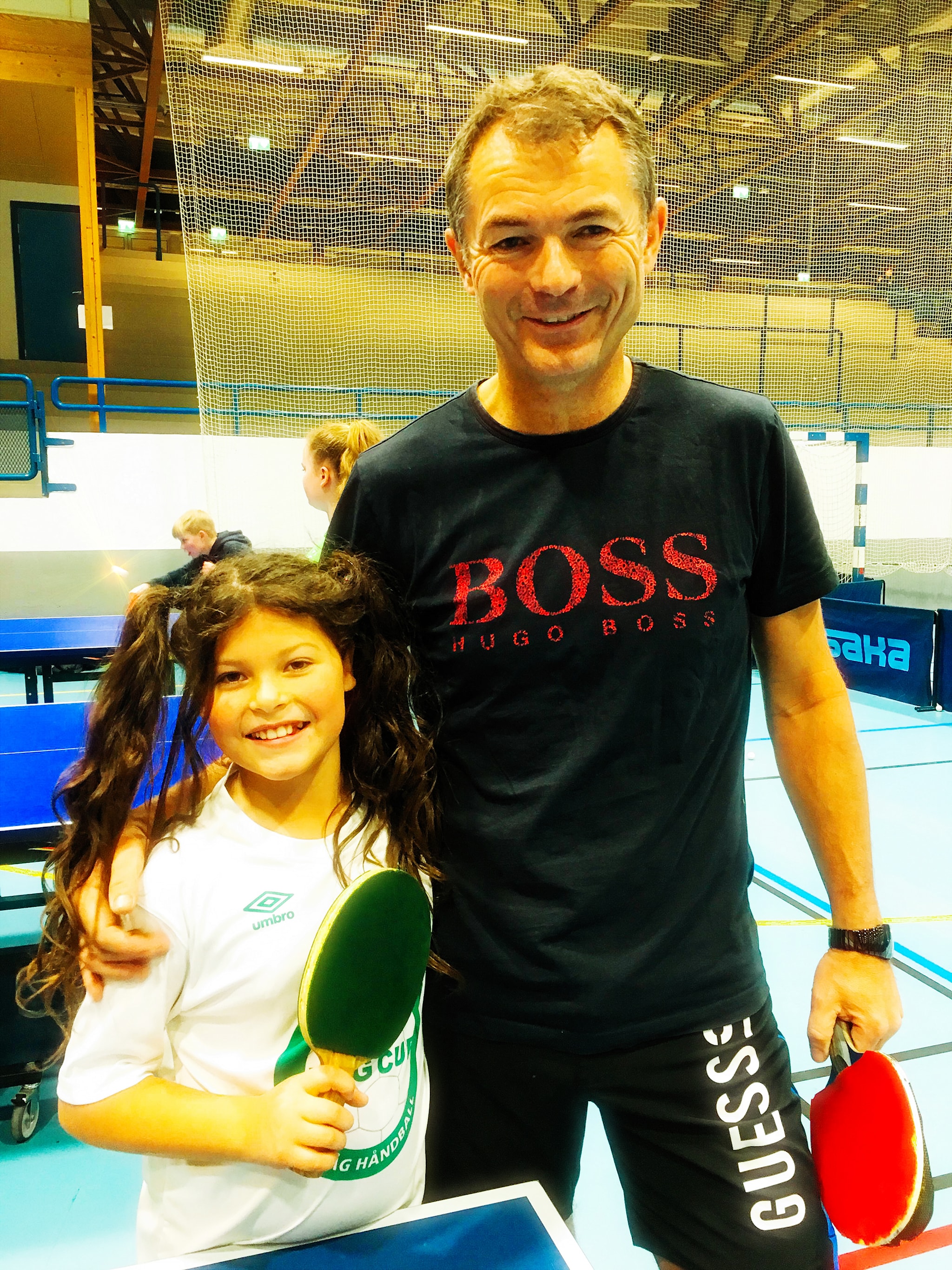 Celina på trening sammen med pappen sin Ådne Stensland